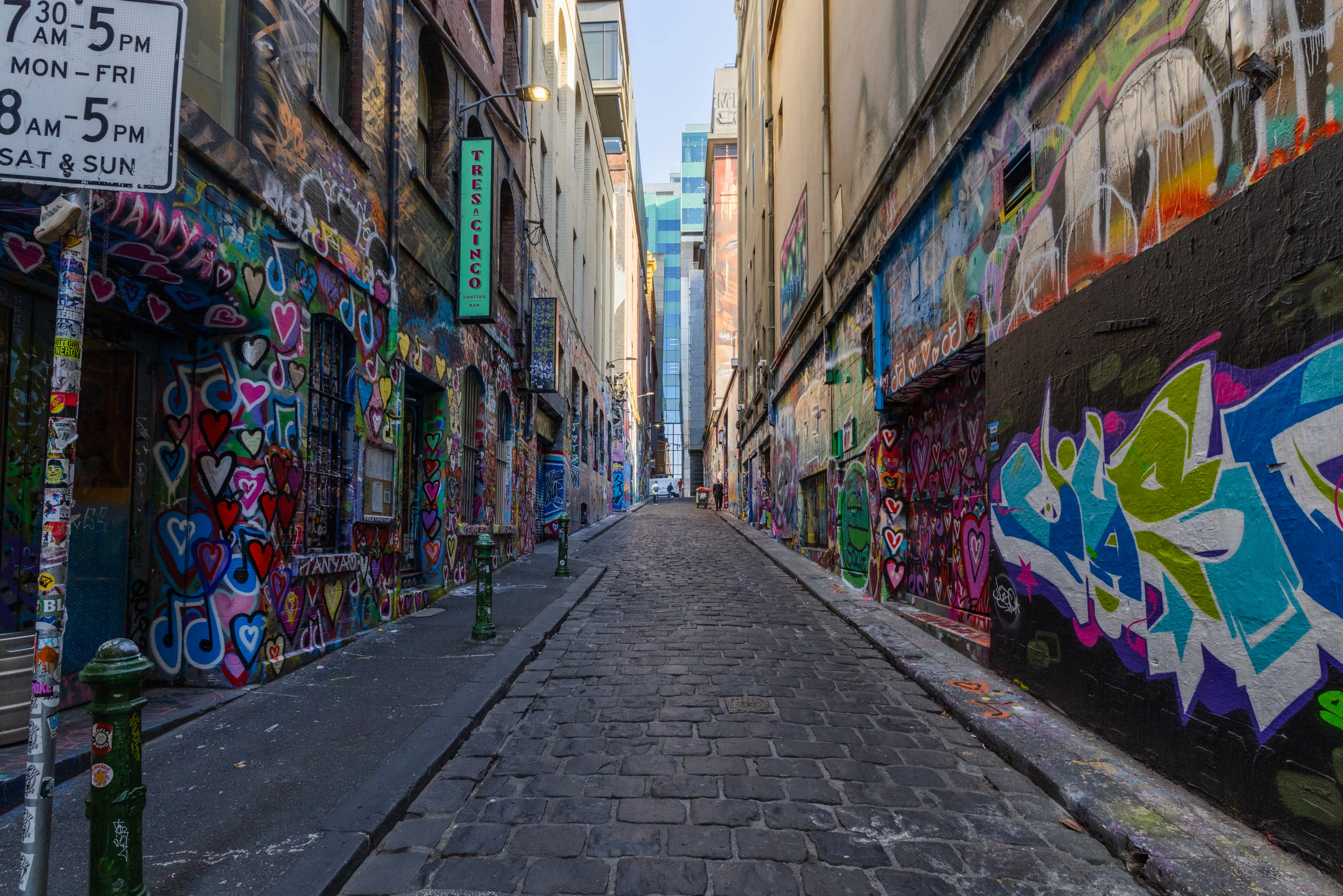 Street art on Hosier Lane