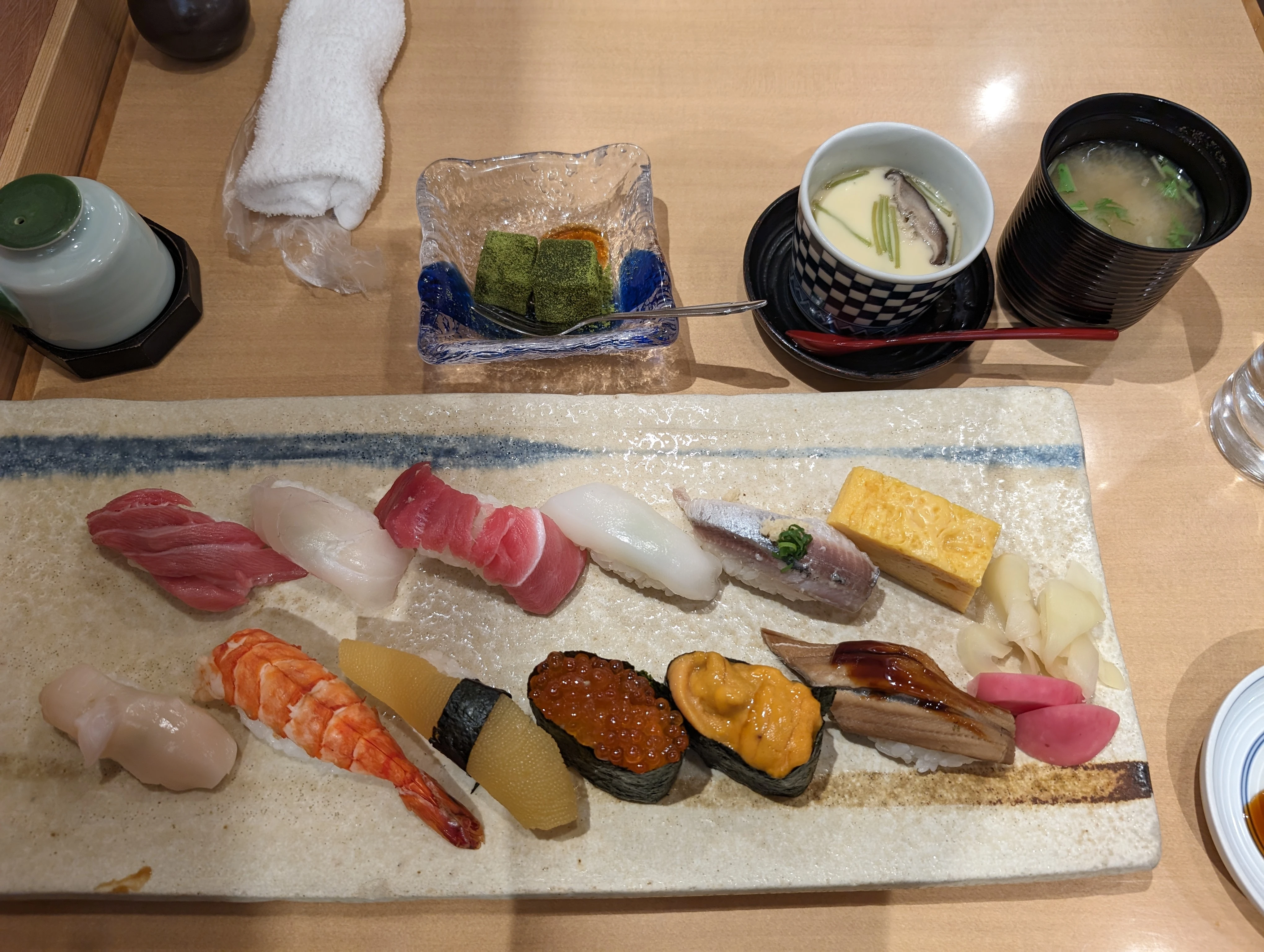 A nigiri meal set