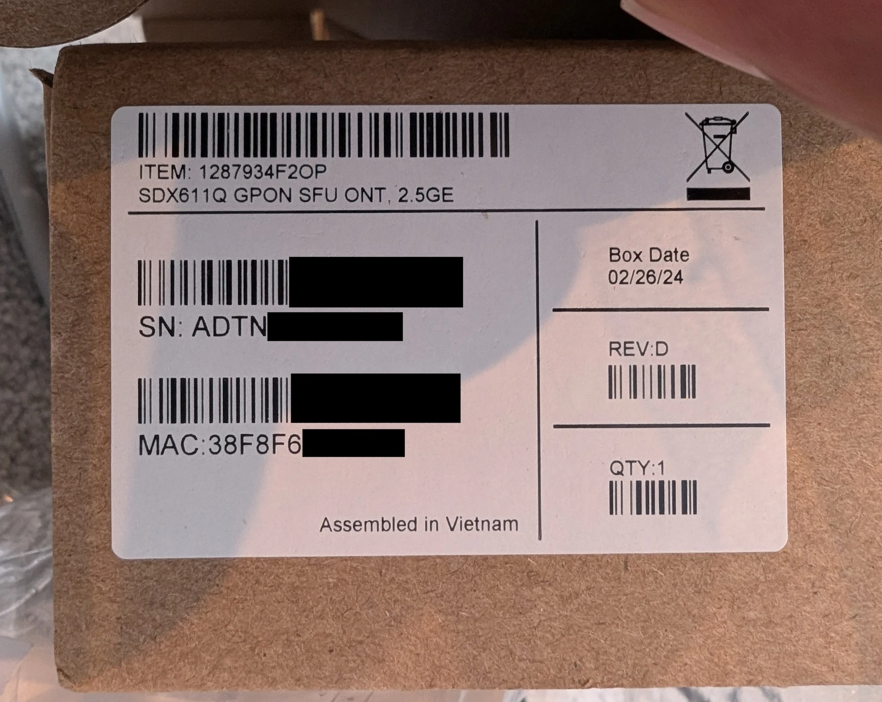 The label on the box for the ONT, showing the model number